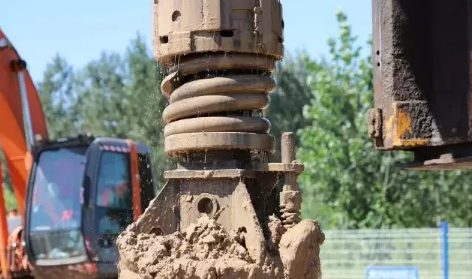 火車站雄安站樁基施工圖片.png 火車站雄安站樁基施工圖片.png