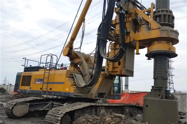 鄭州2021年重大項目開工,徐工旋挖鉆機成為常客!.jpg 鄭州2021年重大項目開工,徐工旋挖鉆機成為常客!.jpg