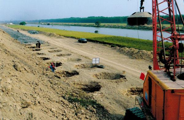 臺(tái)州旋挖鉆租賃高速公路施工案例 臺(tái)州旋挖鉆租賃高速公路施工案例